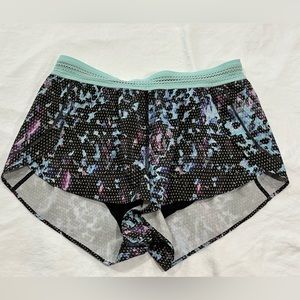 Lululemon Multicolor 2 inch Shorts Size 6